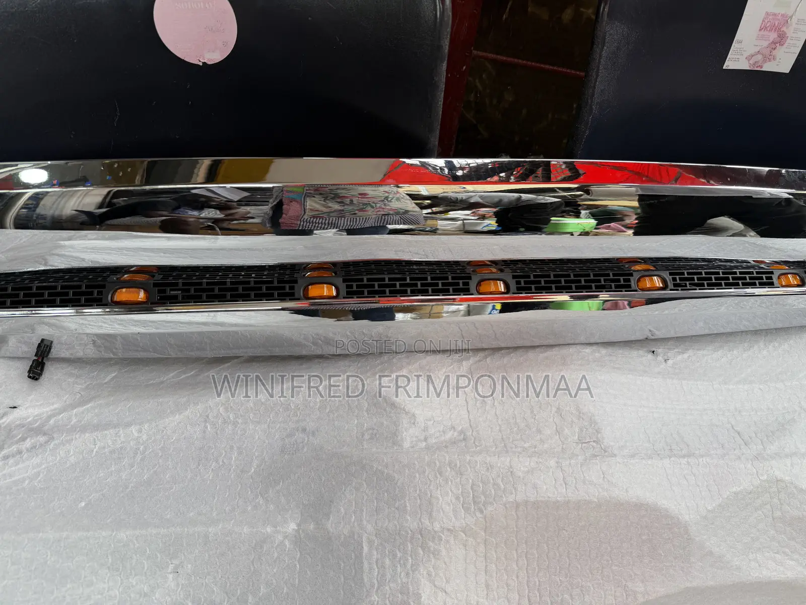 2014–2021 Toyota Tundra (Front Hood/Grille Upper Garnish Area)