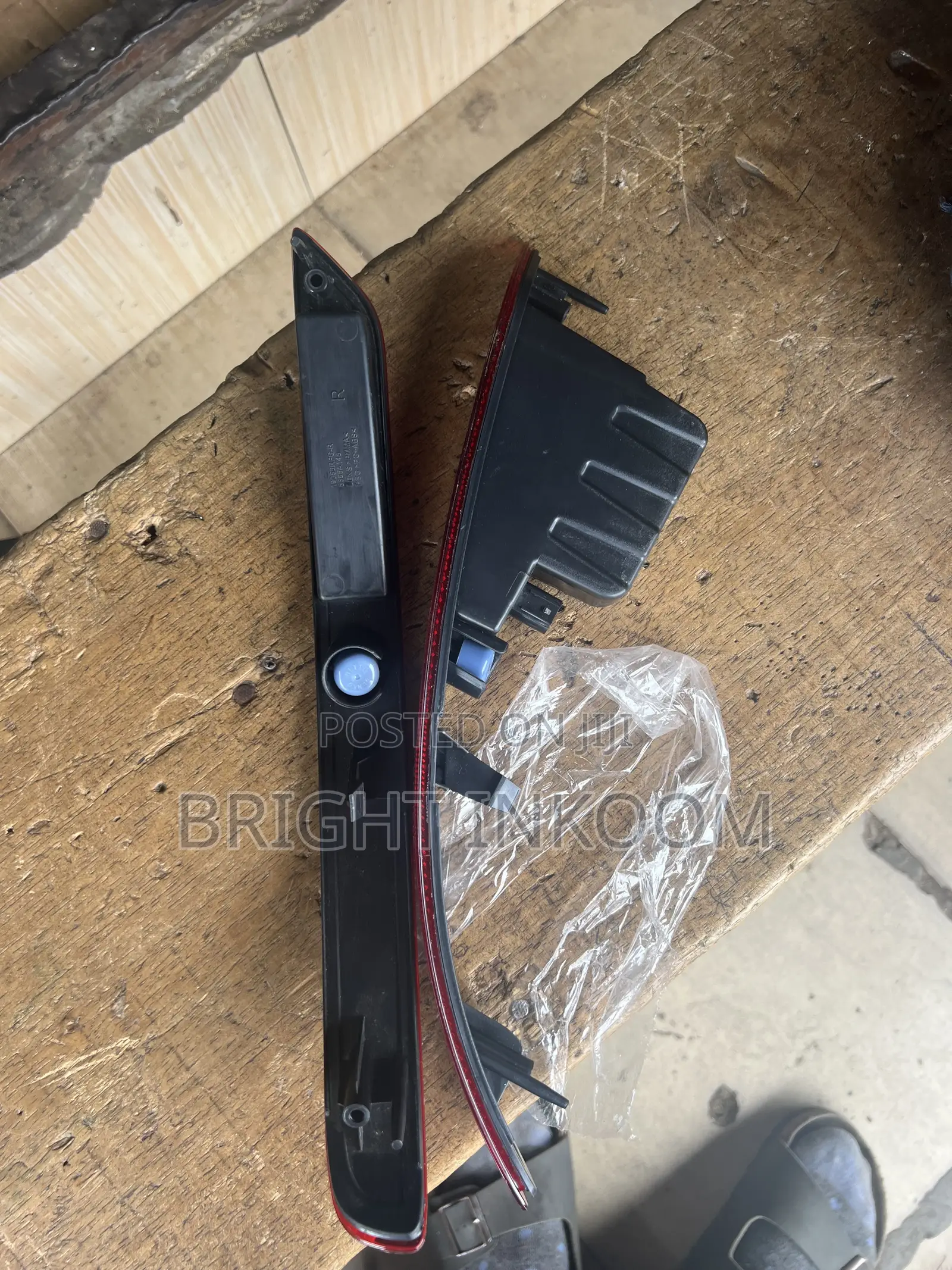 Mitsubishi Outlander 2022 2023 2024 Back Bumper Referral Lights