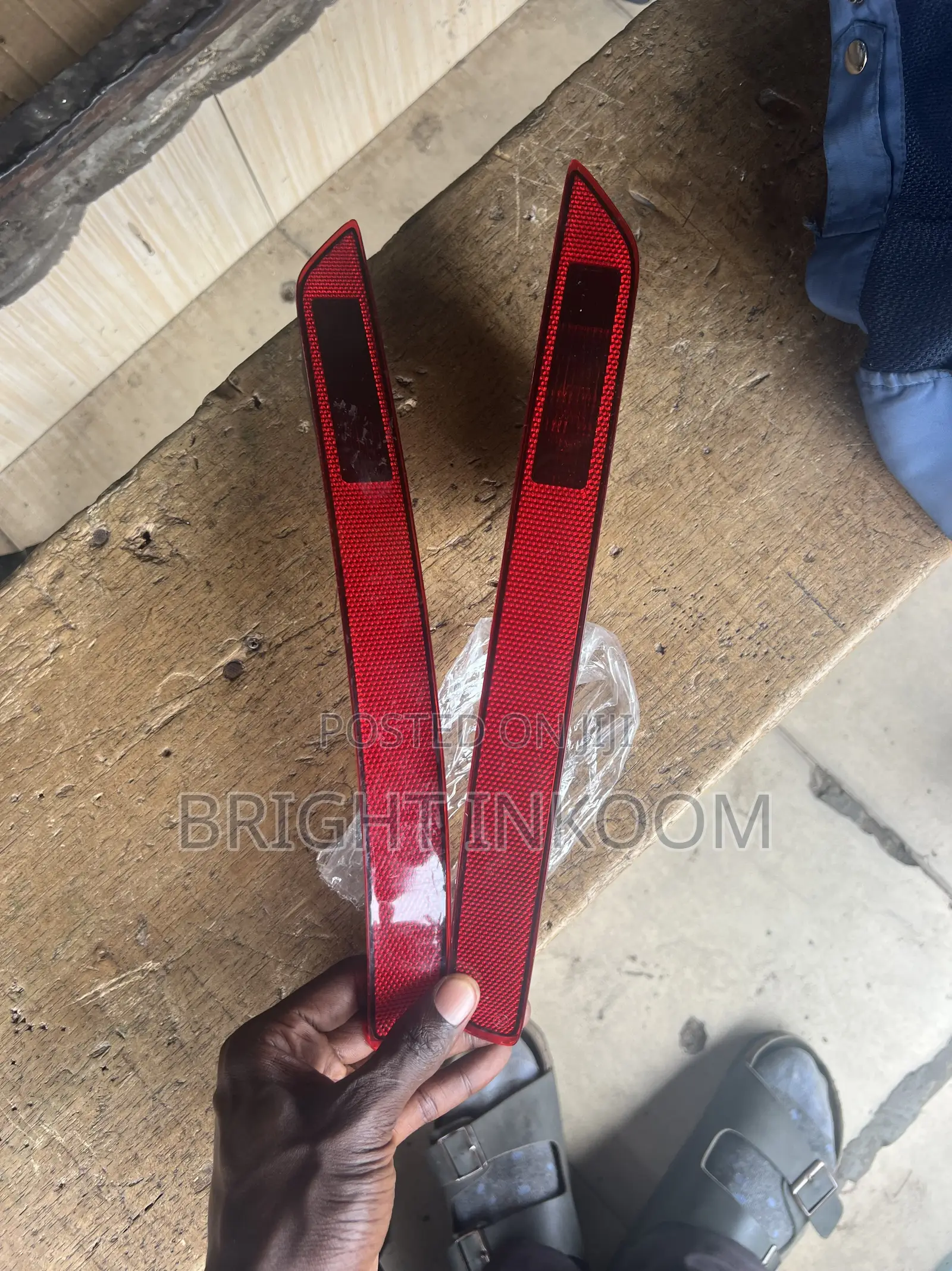Mitsubishi Outlander 2022 2023 2024 Back Bumper Referral Lights