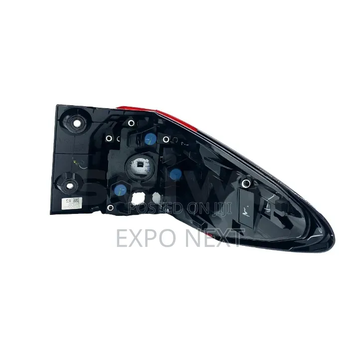 Toyota Rush 2018-2025 Halogen Tail Lights