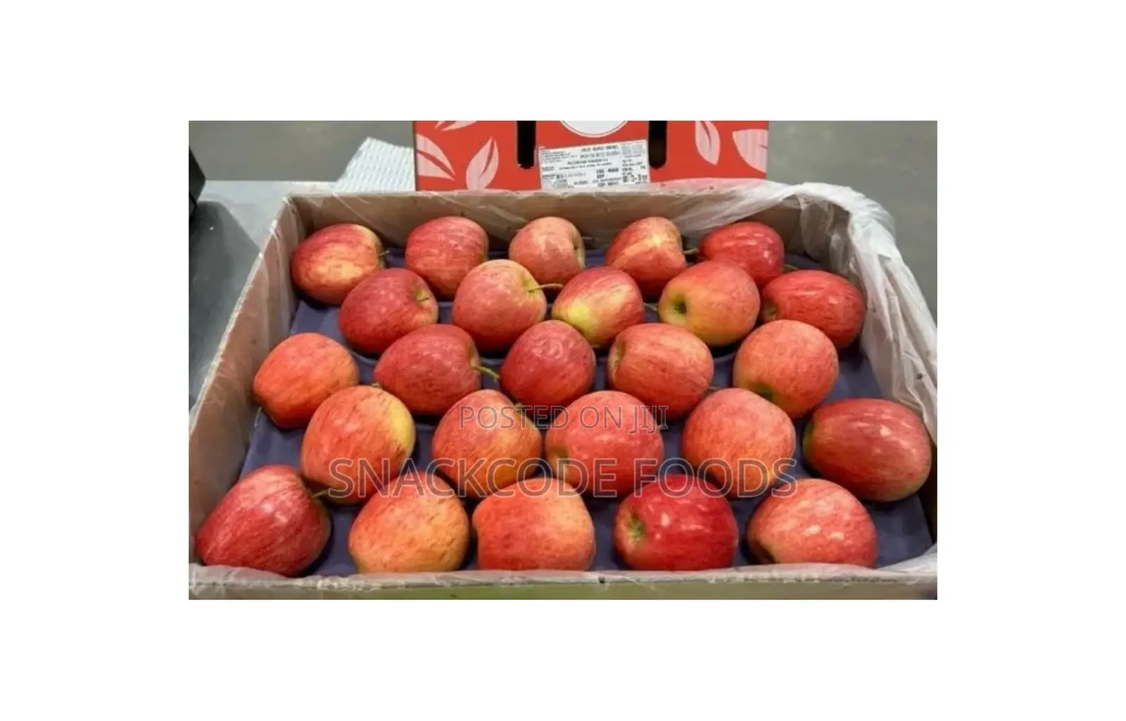 Fresh Red and Green Apples (Granny Smith)
