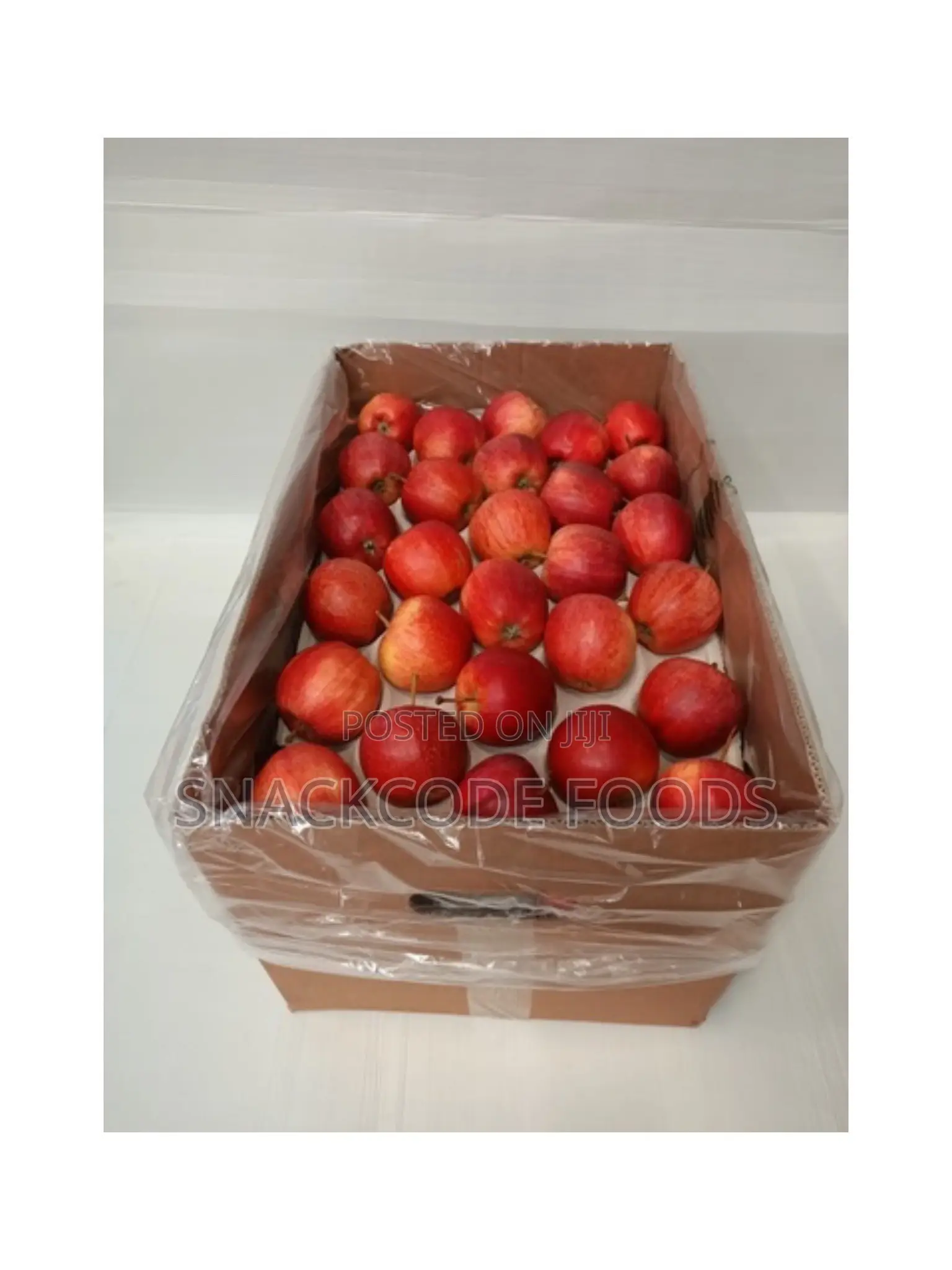 Fresh Red and Green Apples (Granny Smith)