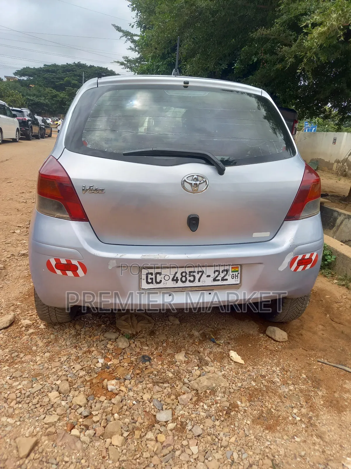 Toyota Vitz 1.3 AWD 5dr 2010 Silver