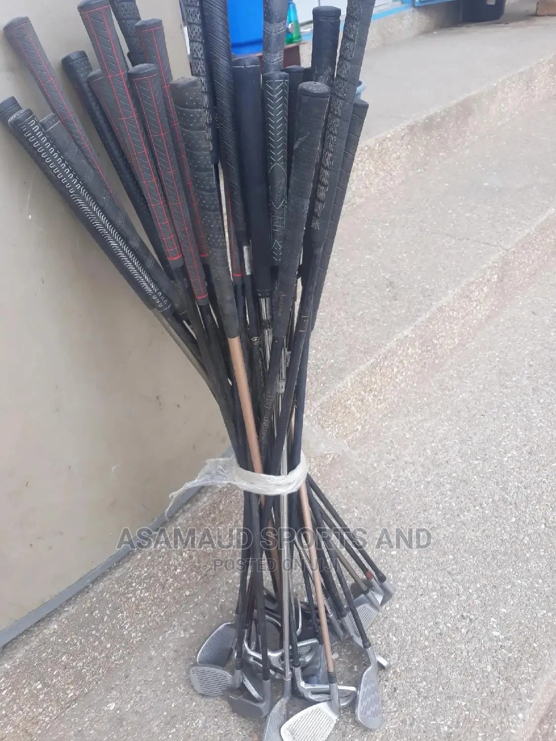 Original Golf Sticks at Cool Price
