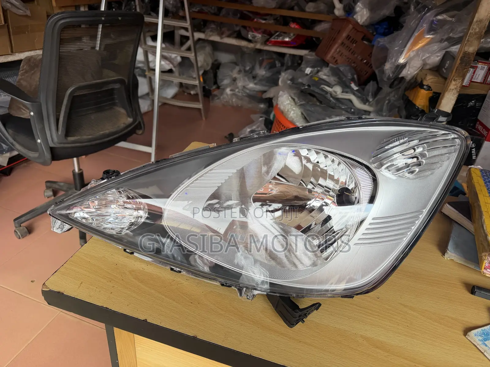 Honda 2009 - 2011 Headlight Japan Type