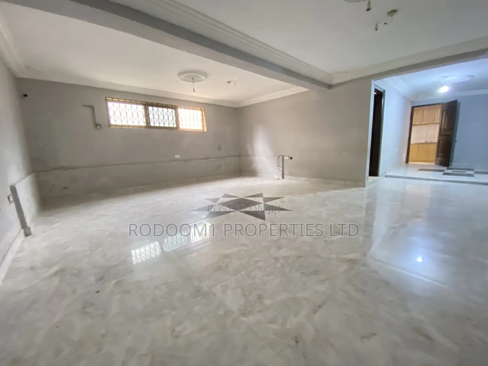 3bdrm Apartment in Ofankor Asofan for rent
