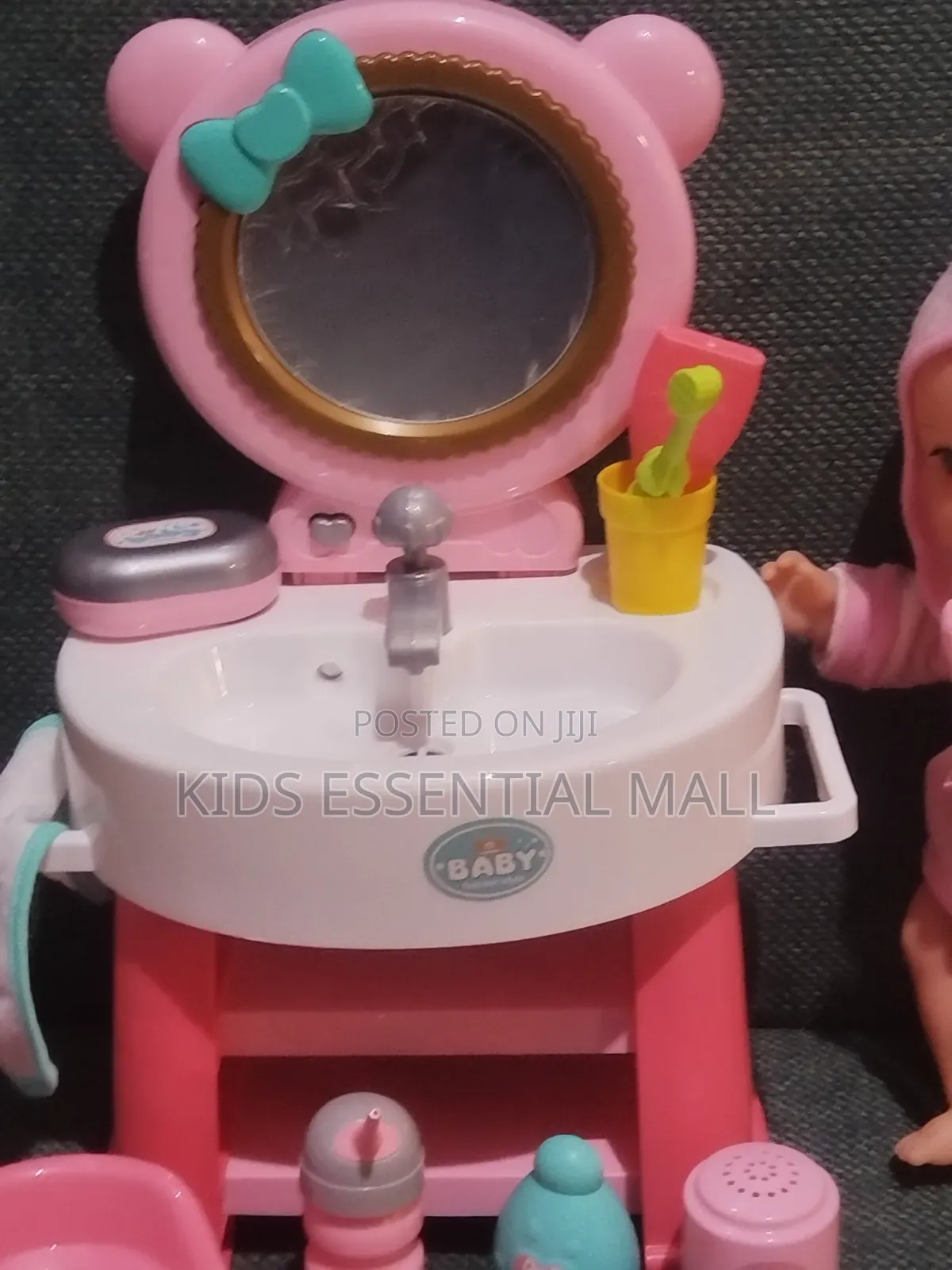 Interactive Wash Basin Playset for Kids