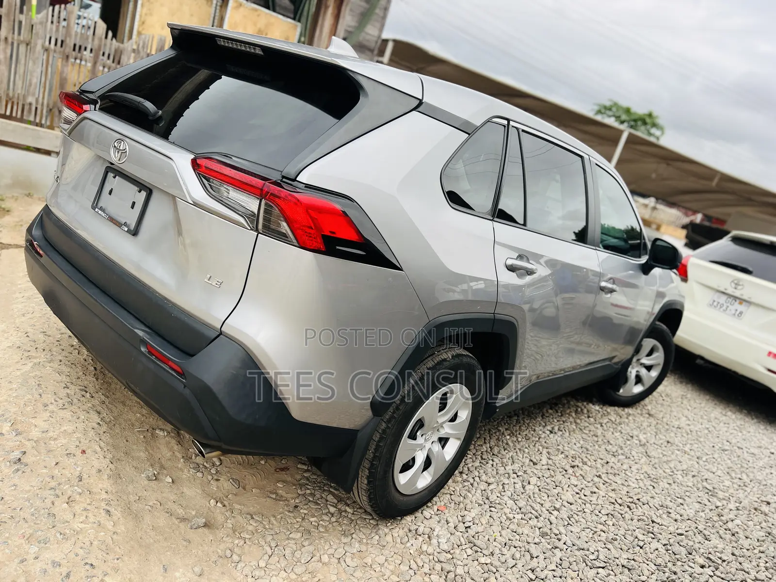 Toyota RAV4 2024 Silver