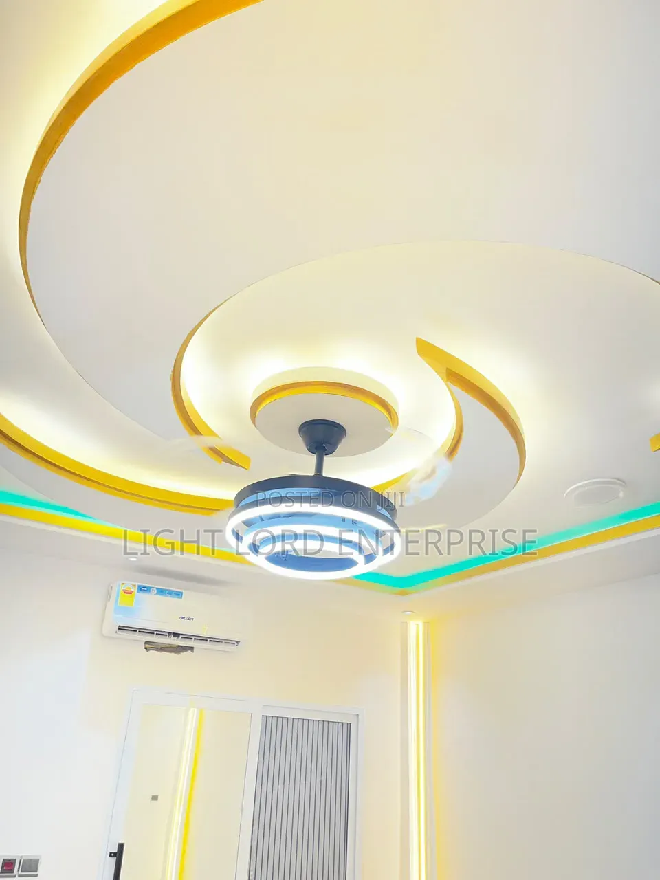 Brown Gold Fan Light With Light and Remote Control