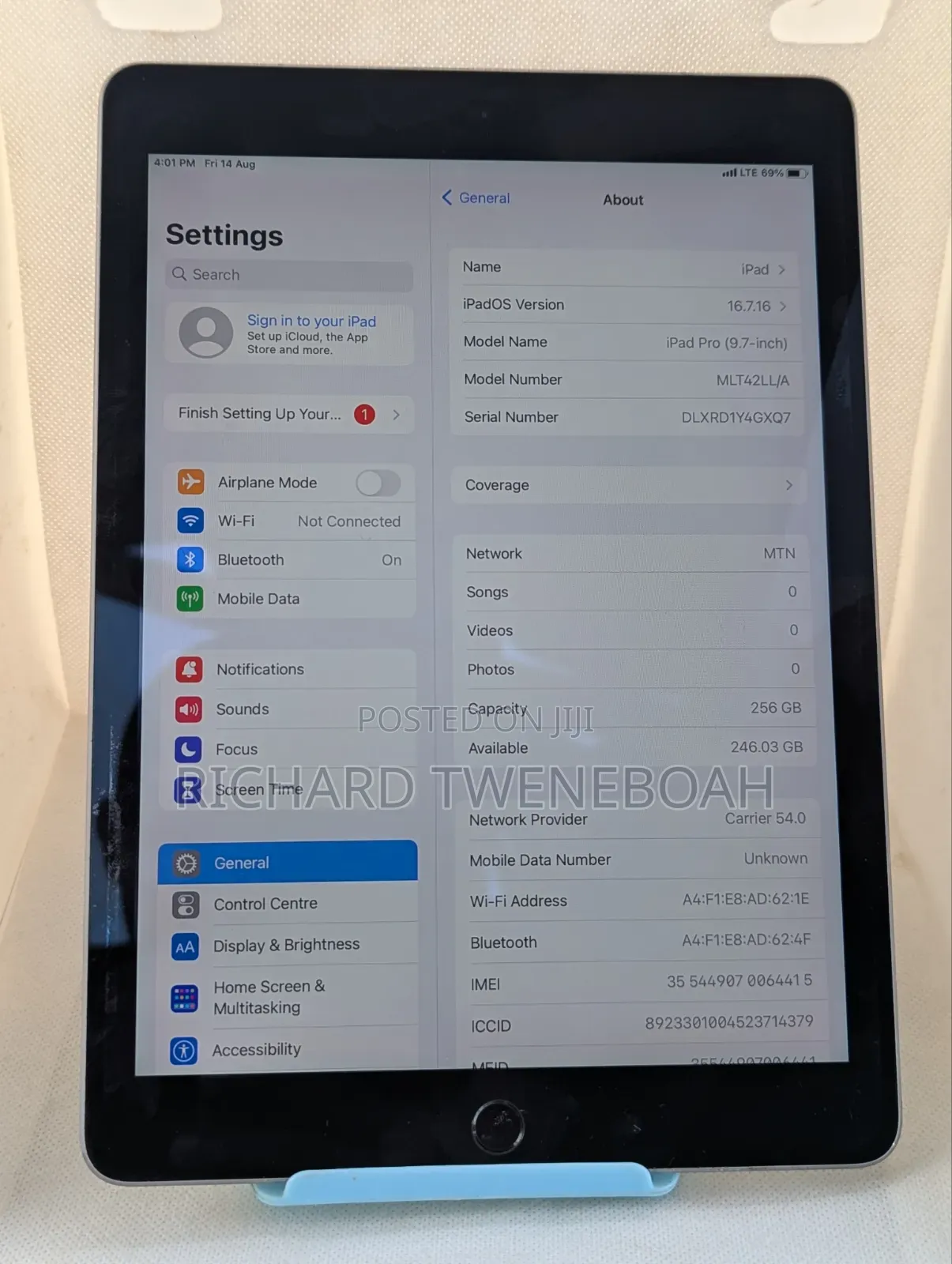 Apple iPad Pro 9.7 (2016) 256 GB Gray