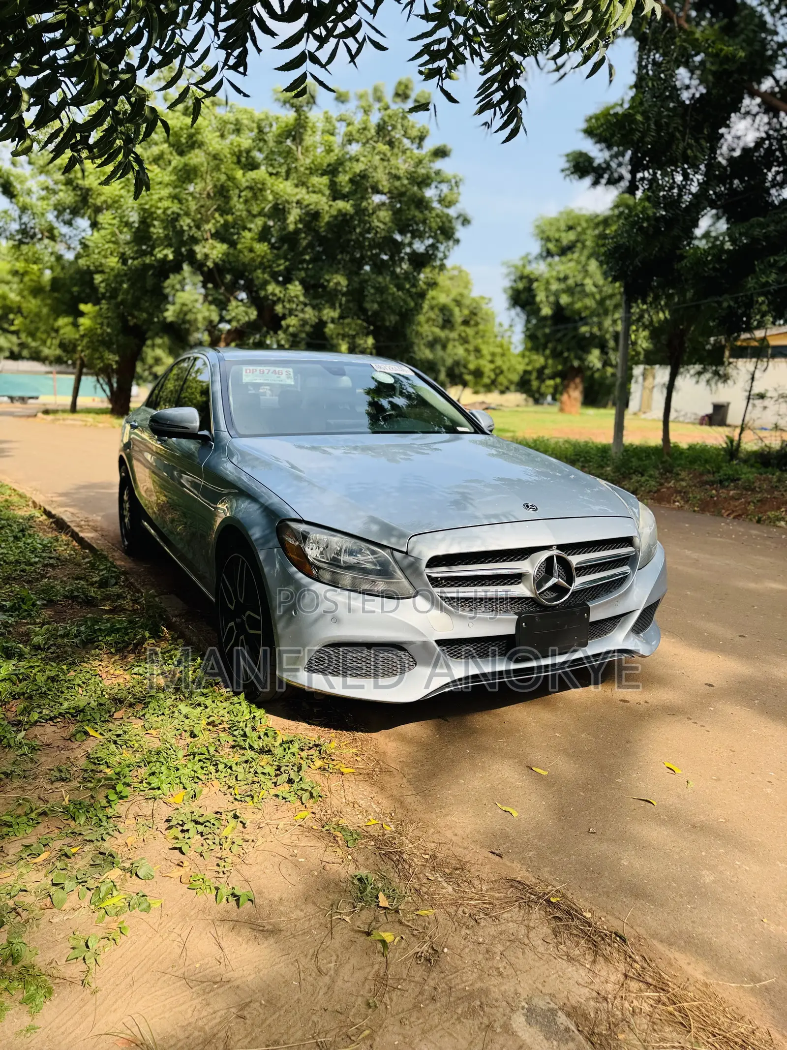 Mercedes-Benz C300 2018 Blue