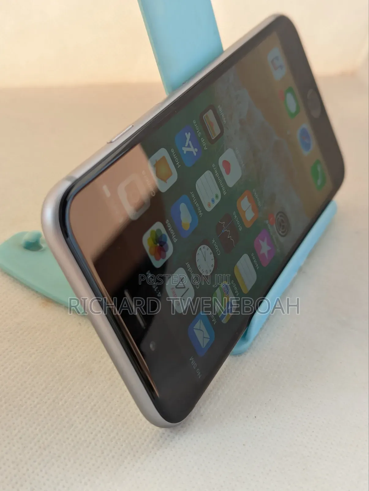 Apple iPhone 6s 64 GB Gray