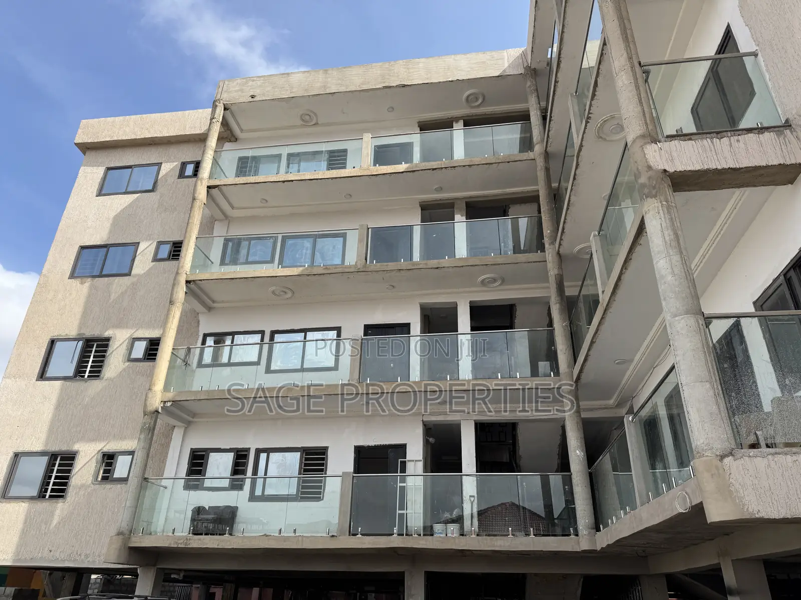 1bdrm Apartment in American House for rent