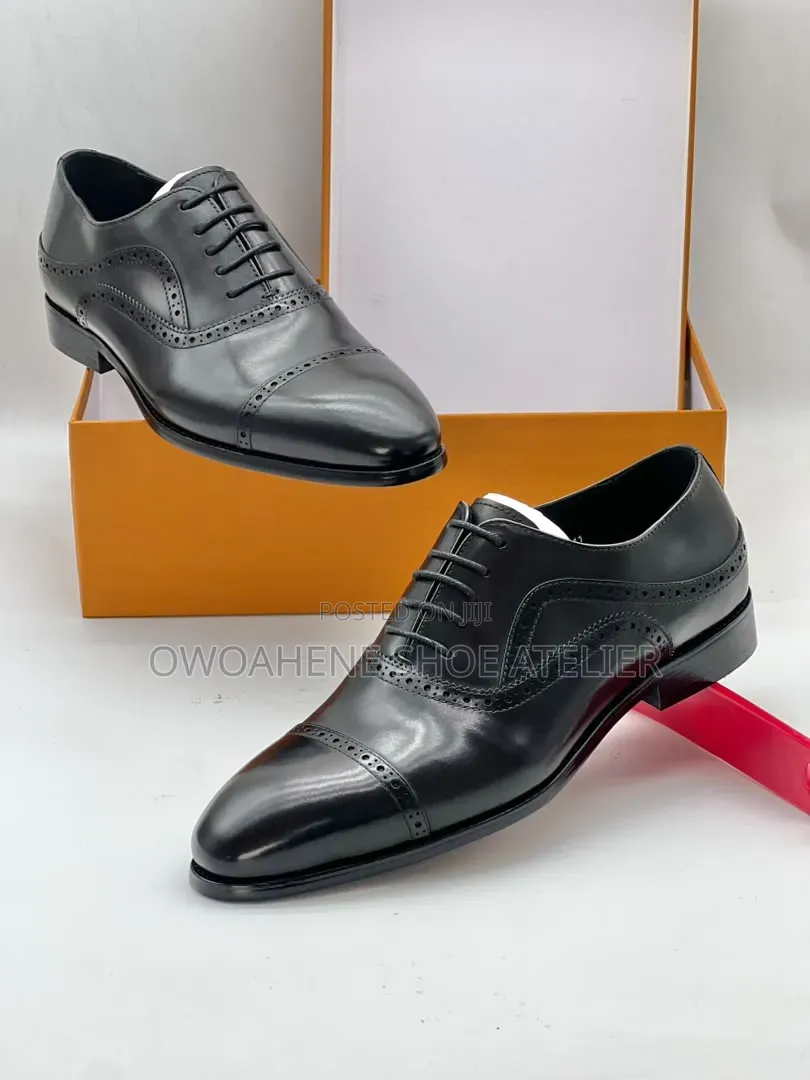 Black Leather Cap-Toe Oxford Shoe