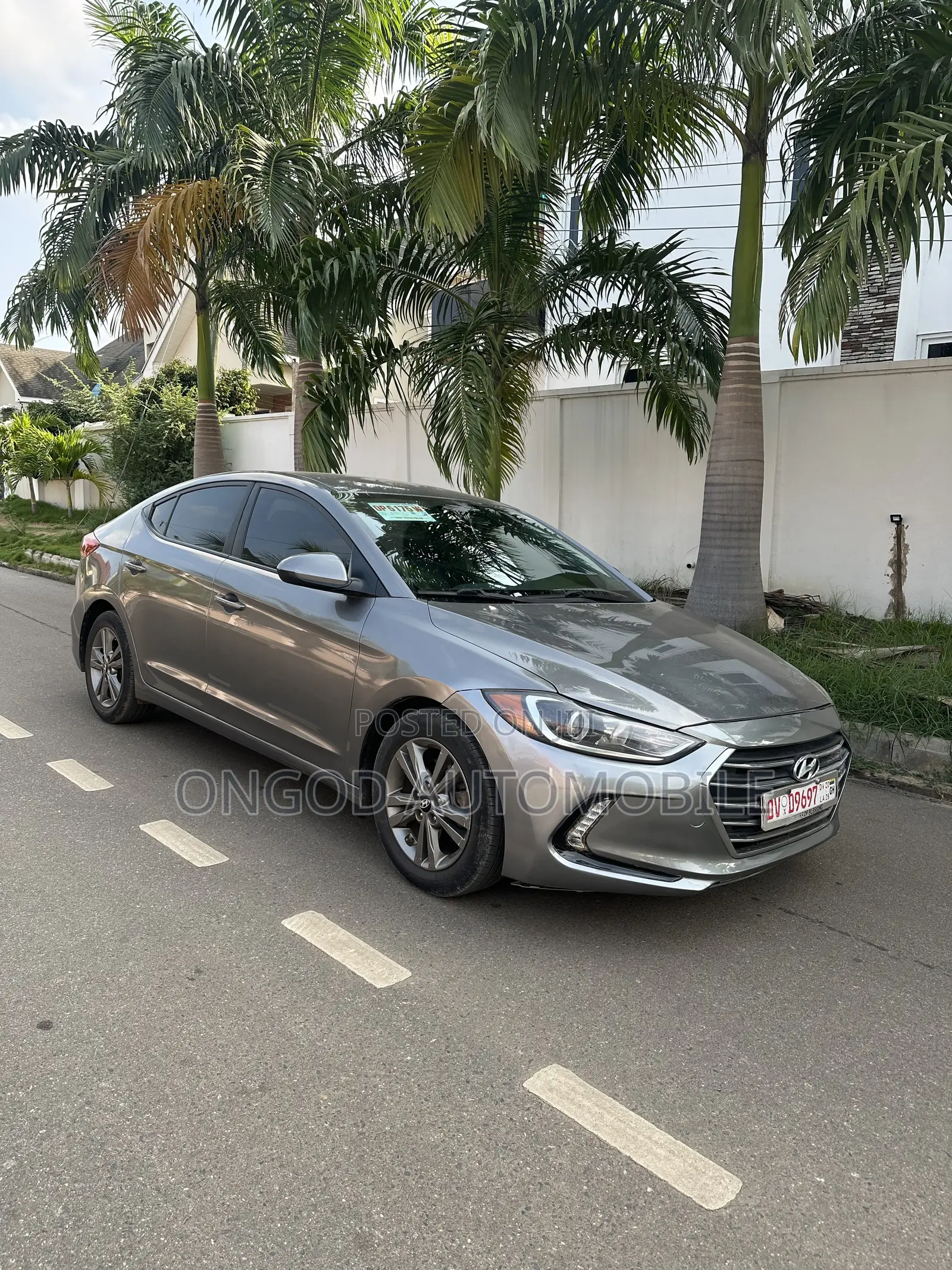 Hyundai Elantra SEL 2018 Silver
