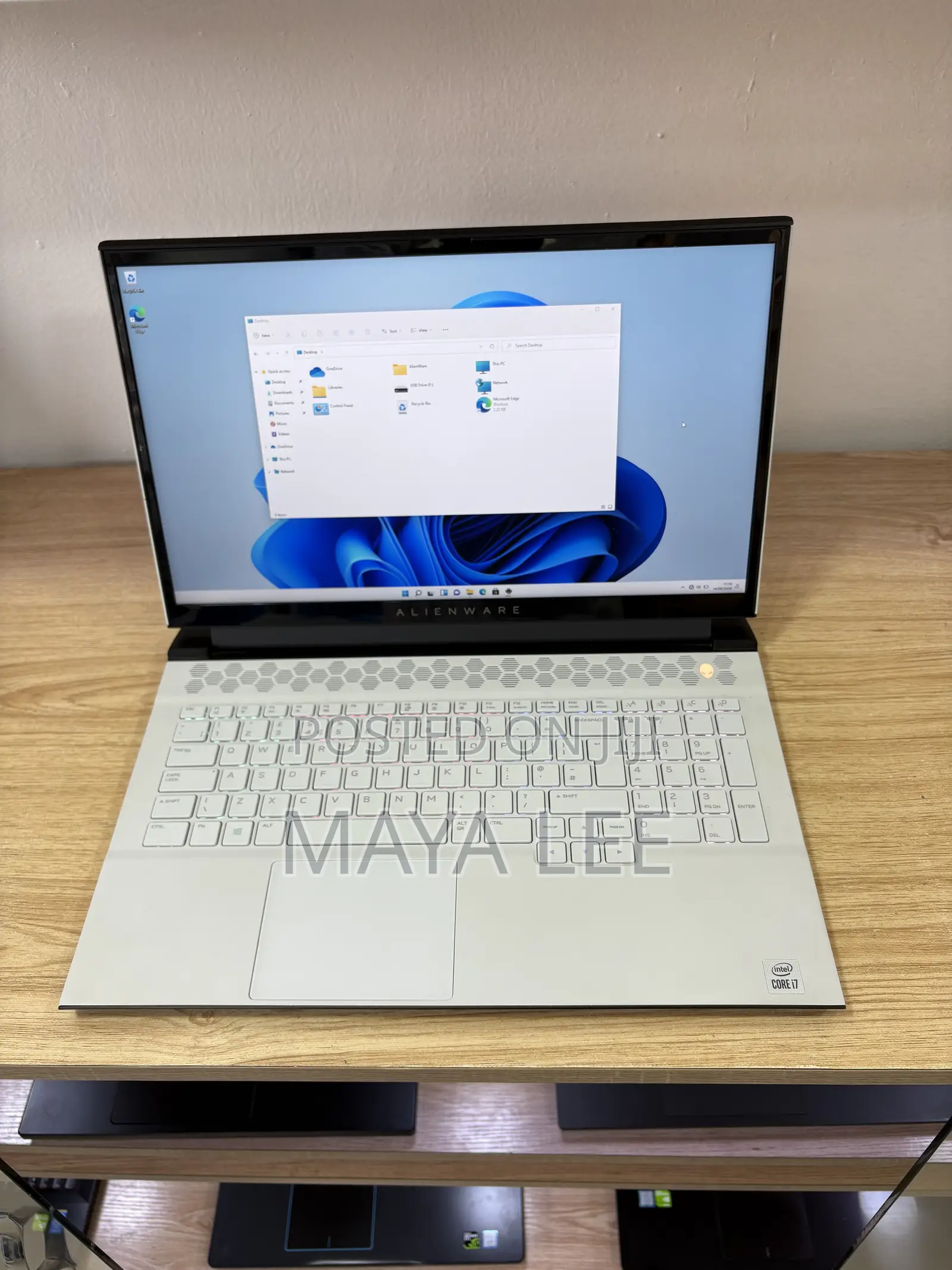 Laptop Alienware M17 R4 16GB Intel Core i7 SSD 1T