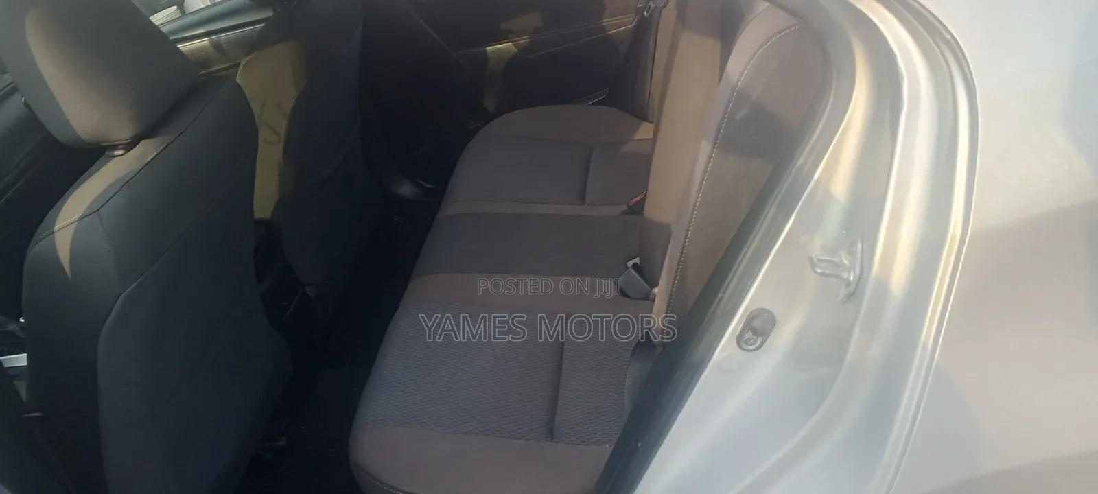 Toyota Corolla 2019 Silver
