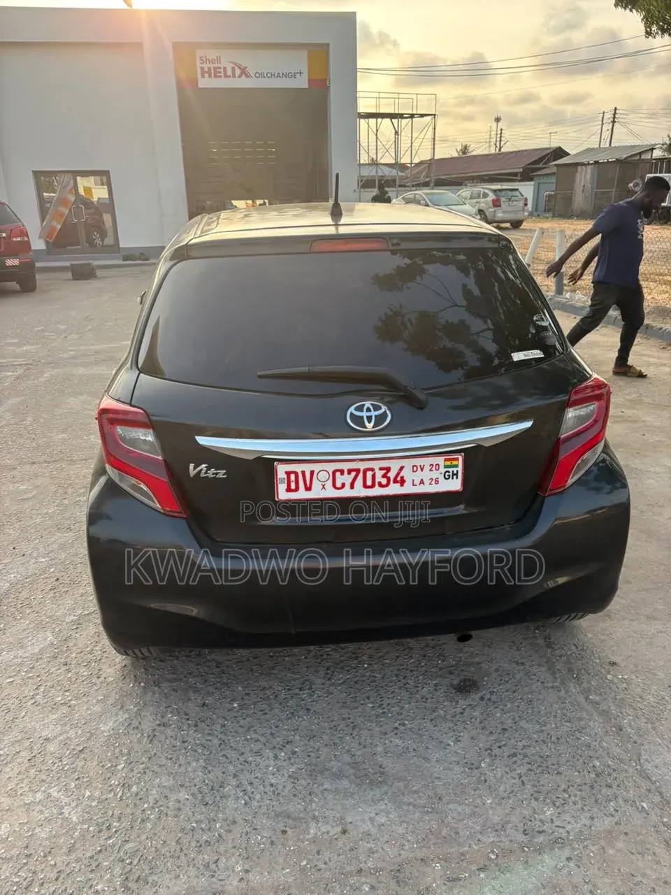 Toyota Vitz 2016 Black
