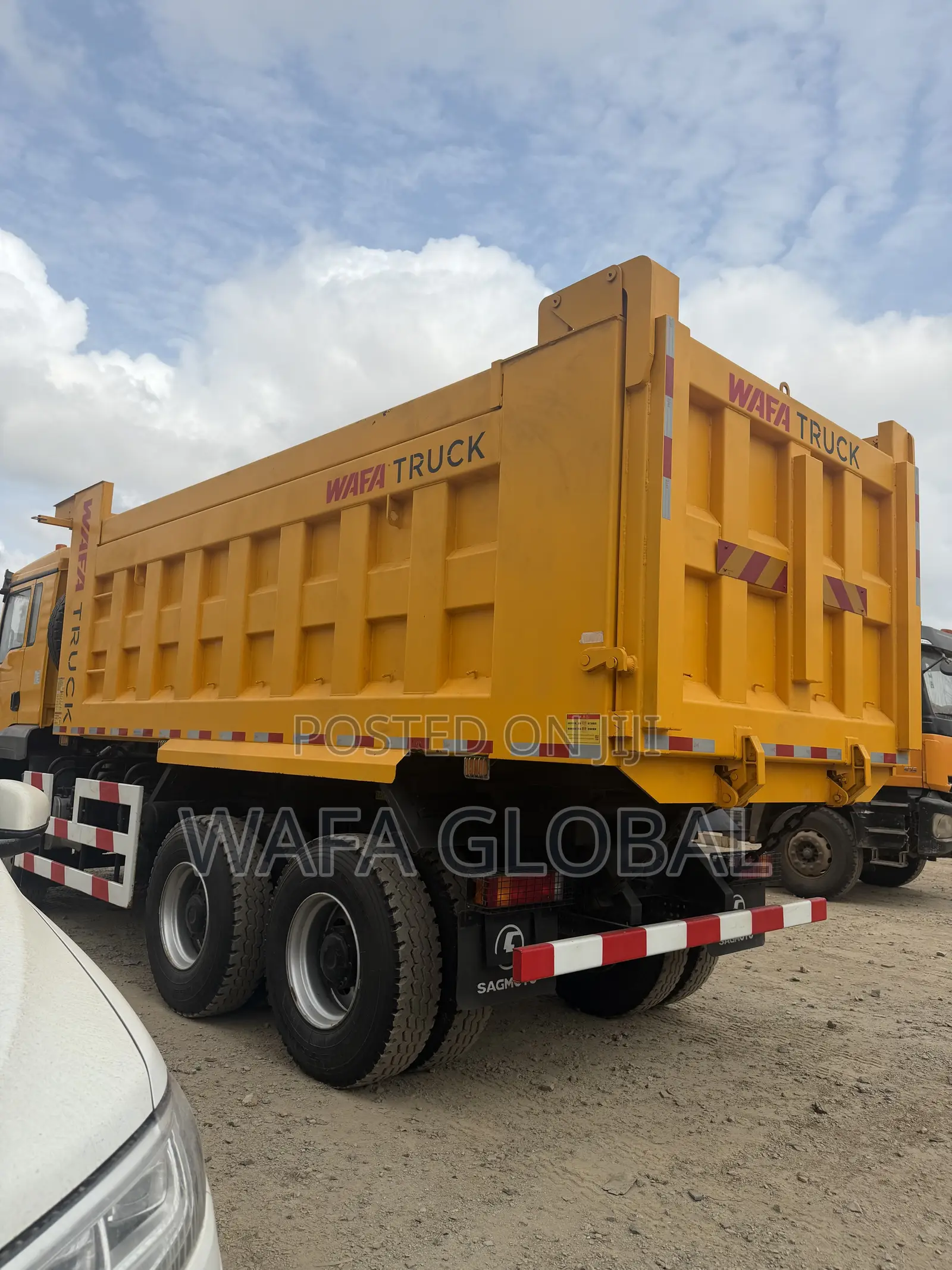 6x4 Dump Truck