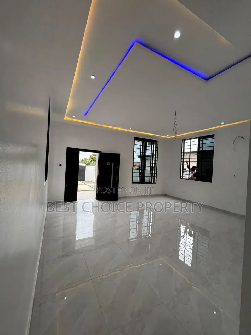 4bdrm Duplex in New Legon for sale