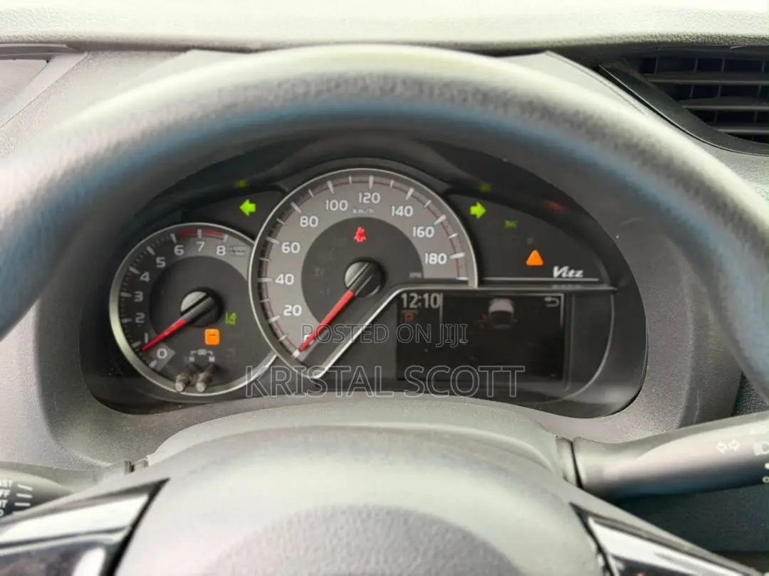 Toyota Vitz 1.3 AWD 3dr 2014 Blue