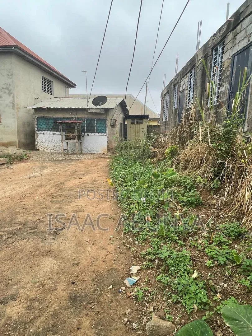 3bdrm House in Akoti Junction, Gomoa West for sale