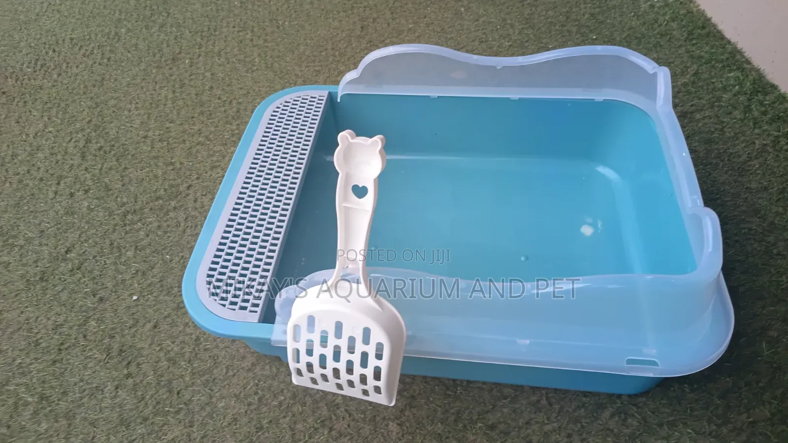 Open and Portable Litter Box