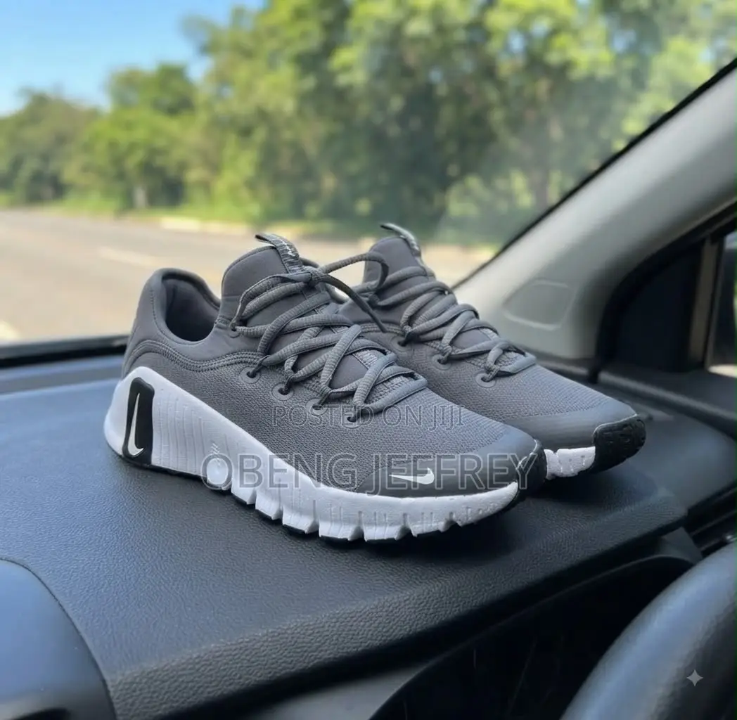 Original Nike Free Metcon 6 in Colours