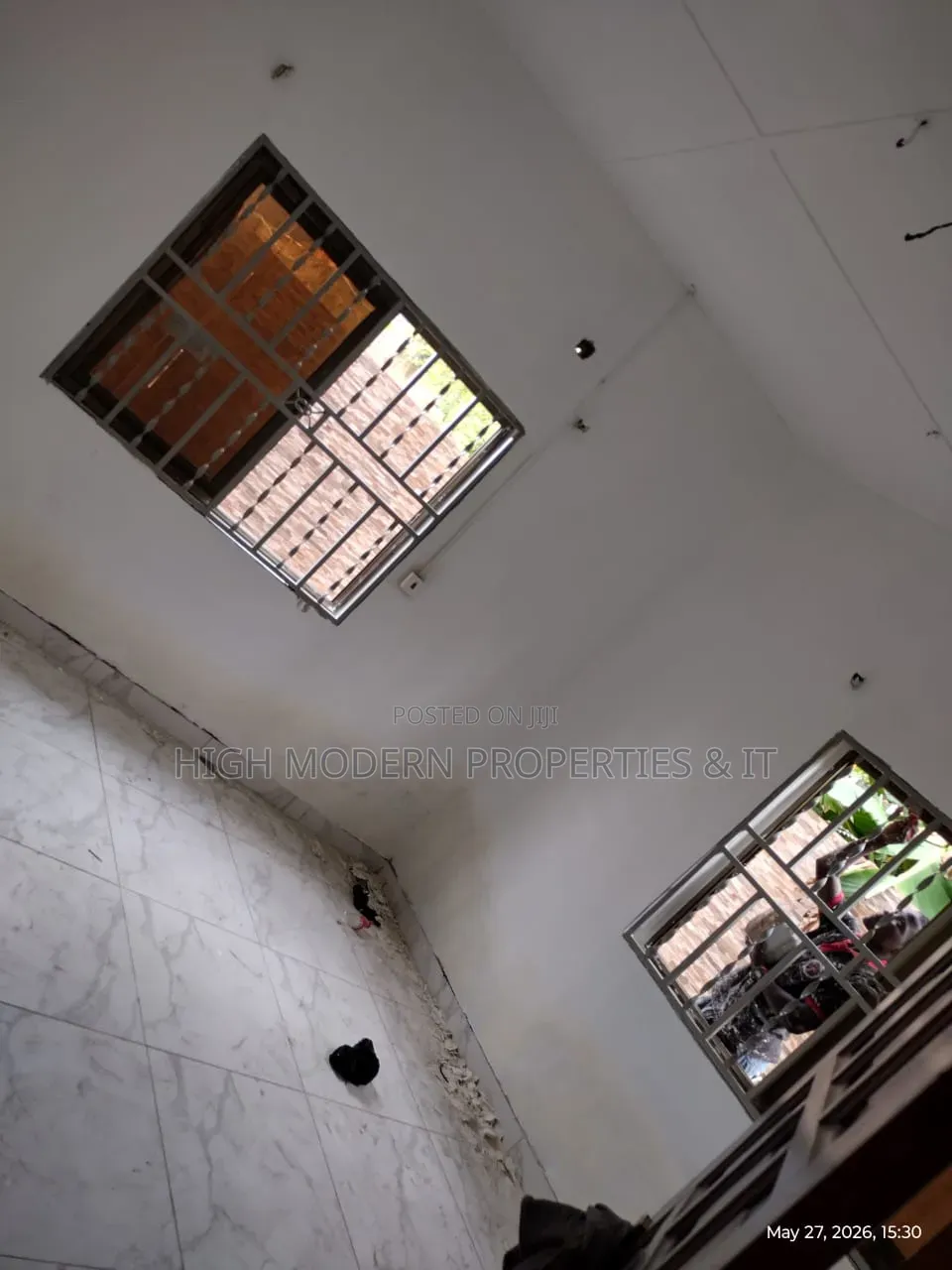 3bdrm Apartment in Teshie Bushroad, New Town for rent