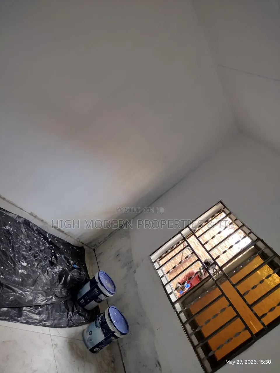 3bdrm Apartment in Teshie Bushroad, New Town for rent