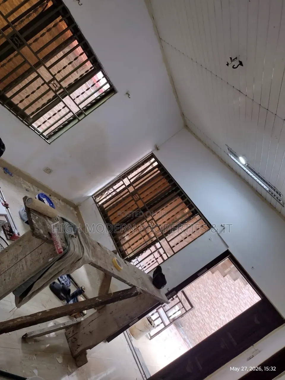 3bdrm Apartment in Teshie Bushroad, New Town for rent