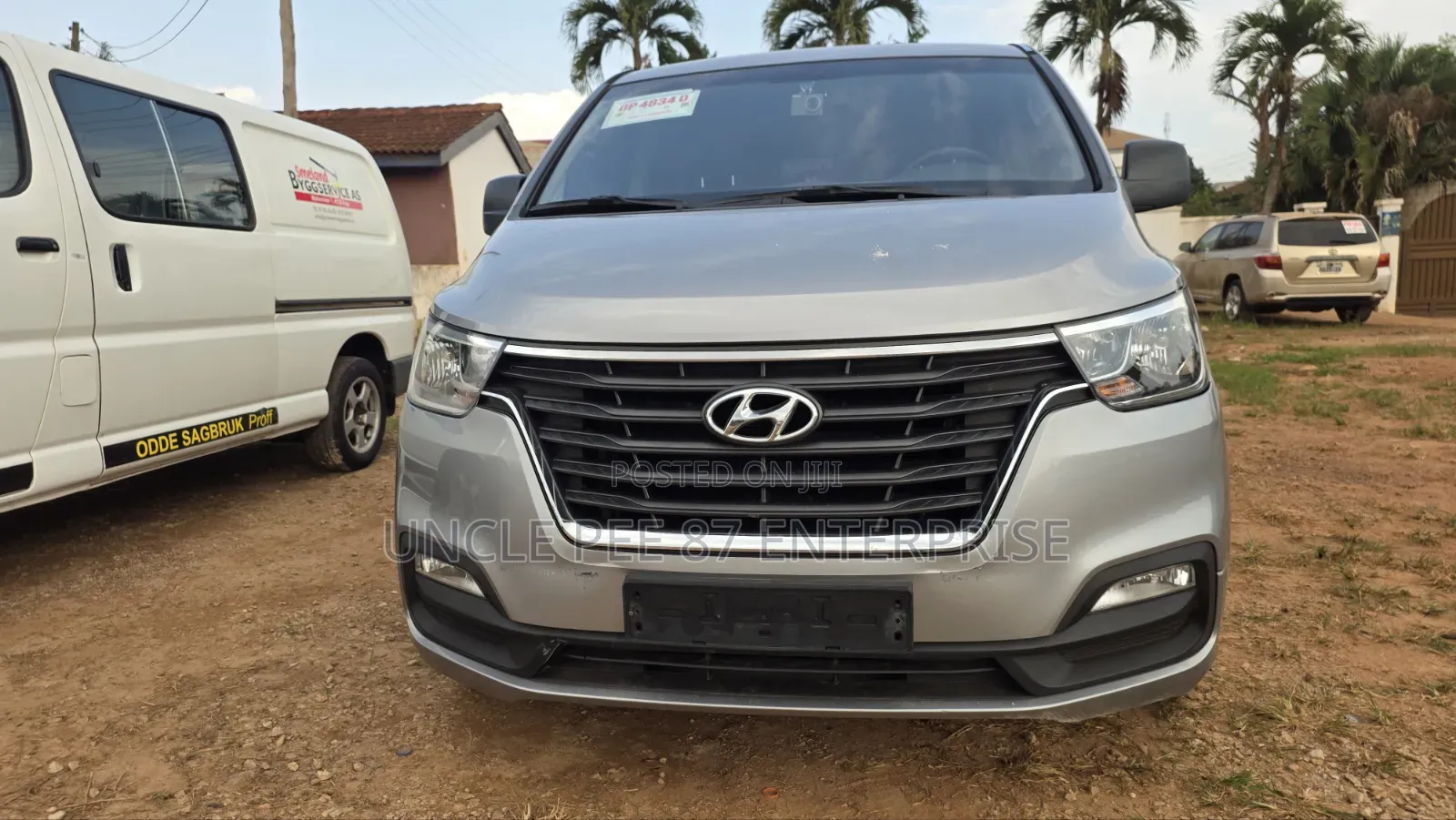 Hyundai Starex 2018 Silver