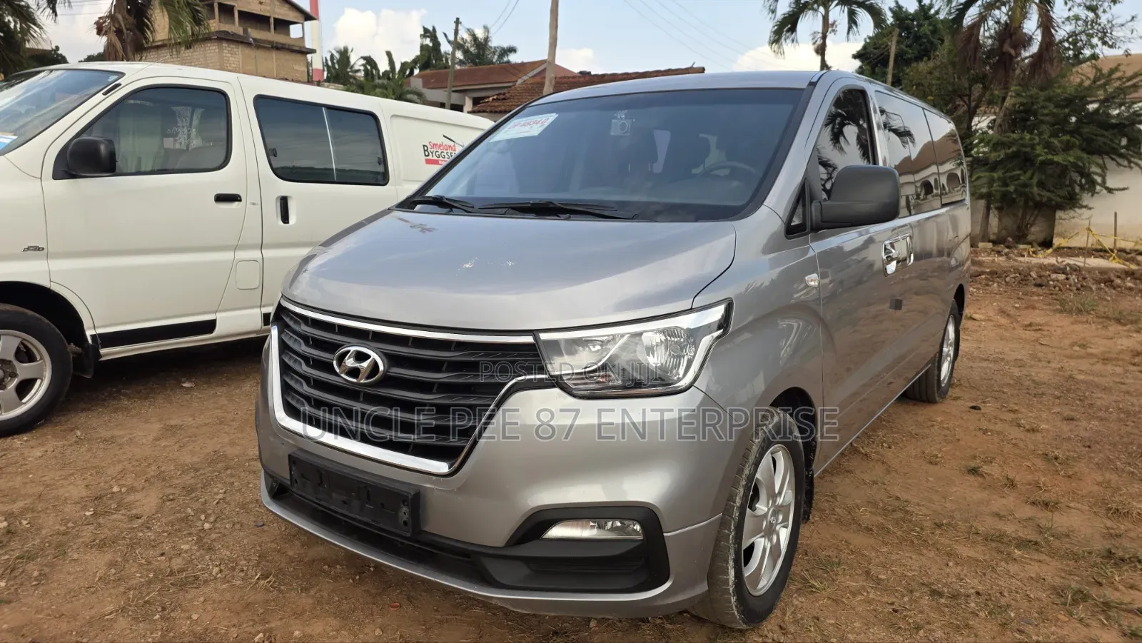 Hyundai Starex 2018 Silver