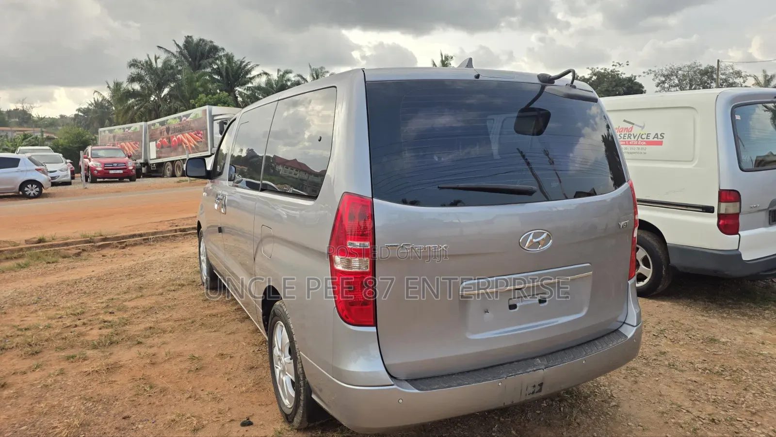 Hyundai Starex 2018 Silver