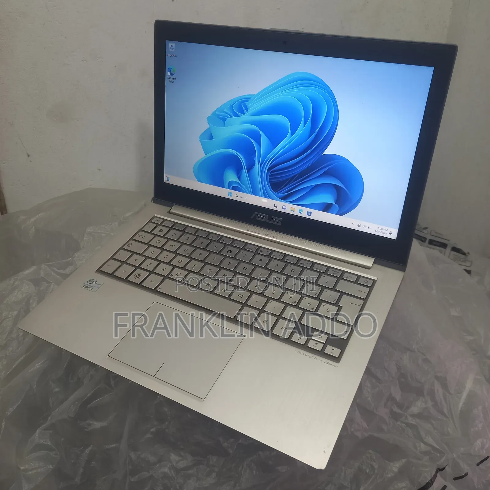 Laptop Asus X201E 4GB Intel Core i5 SSD 128GB