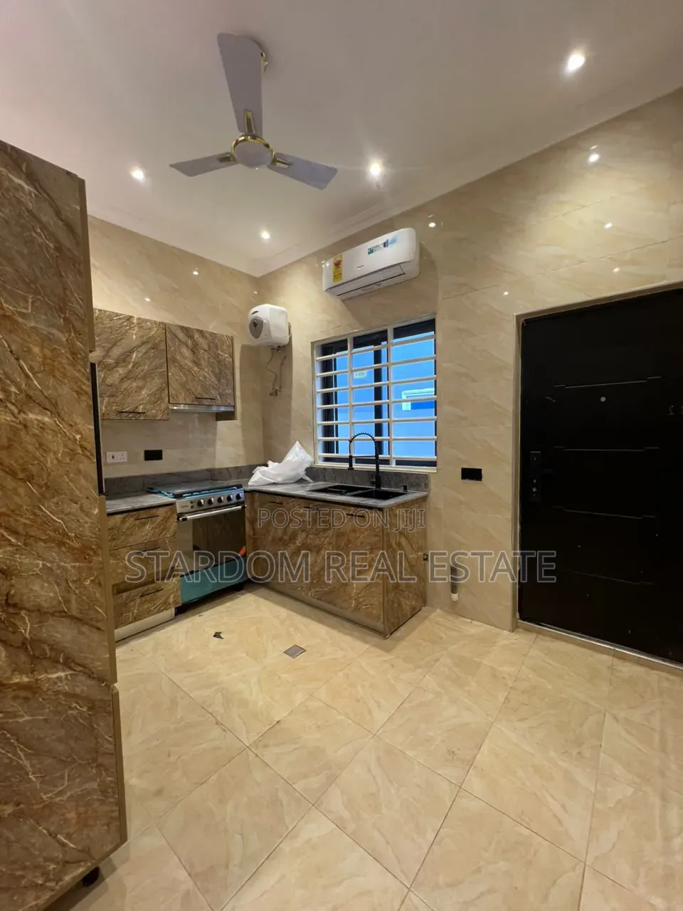 3bdrm Bungalow in Spintex Road Coastal, Coca Cola for rent