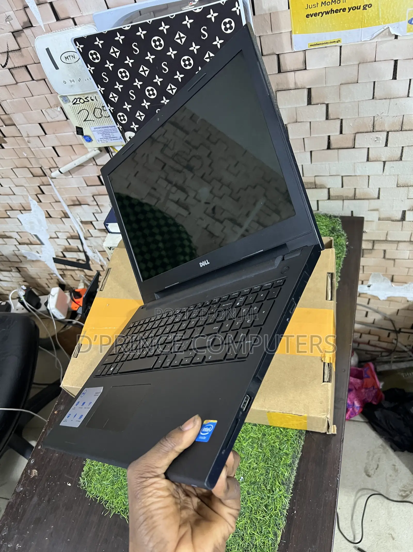 Laptop Dell Inspiron 15 3542 4GB Intel Celeron HDD 500GB