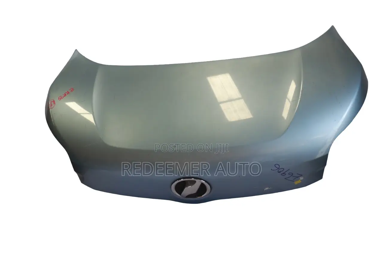 ToYOTA VOXY BONNET 2009,2010,2011,2012,213