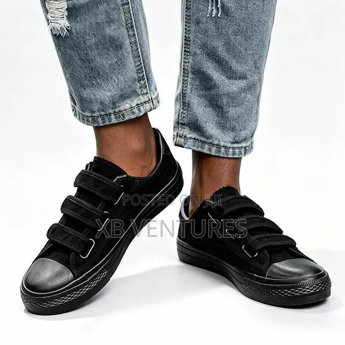 Neat Fit Black
Casual Canvas