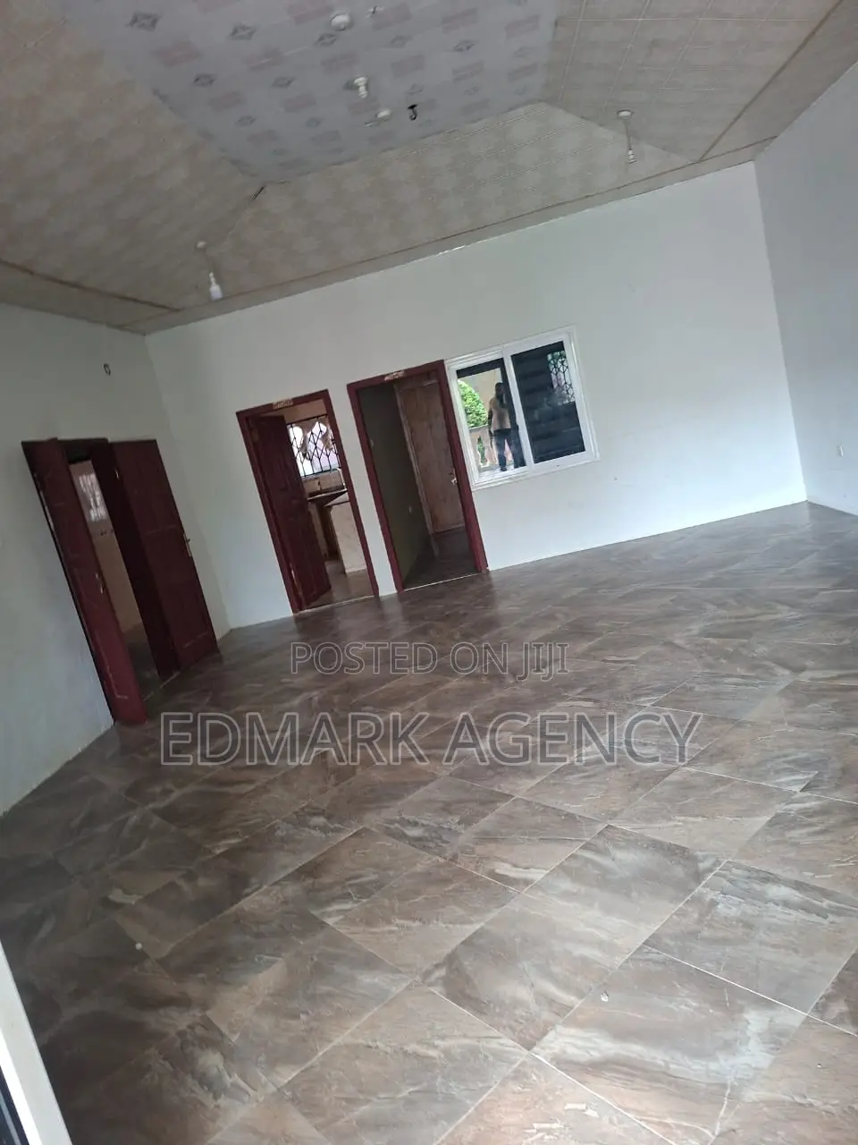 5bdrm House in Kwabenya Acp for rent