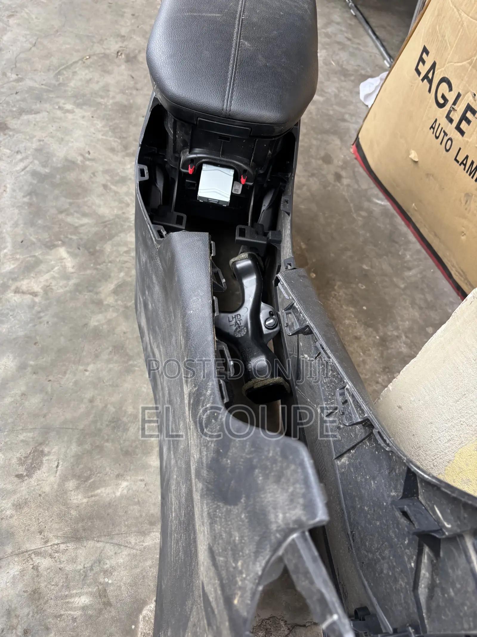 RAV4 Front Center Console 2019-2020-2021-2022-2023-2024-2025