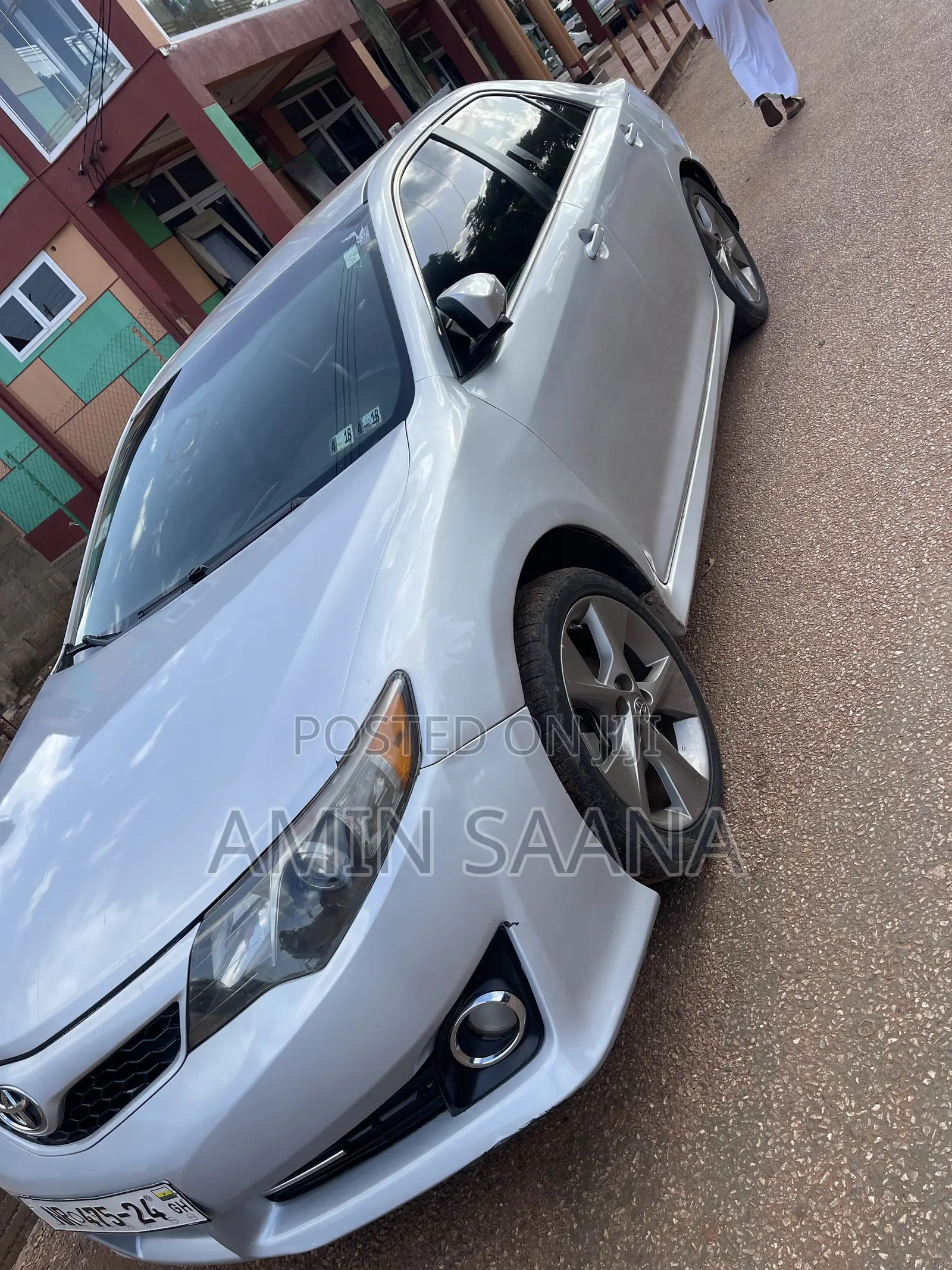 Toyota Camry SE 4dr Sedan w/Prod. End 11/13 (3.5L 6cyl 6A) 2014 Silver