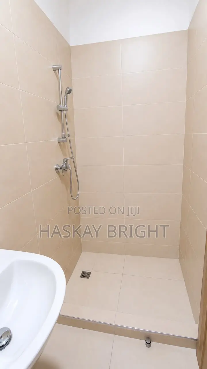 2bdrm Apartment in Haatso for rent