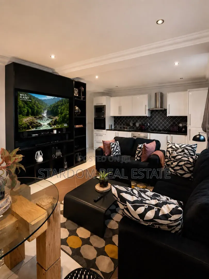 Furnished 1bdrm Apartment in Community 17, Coca Cola for sale