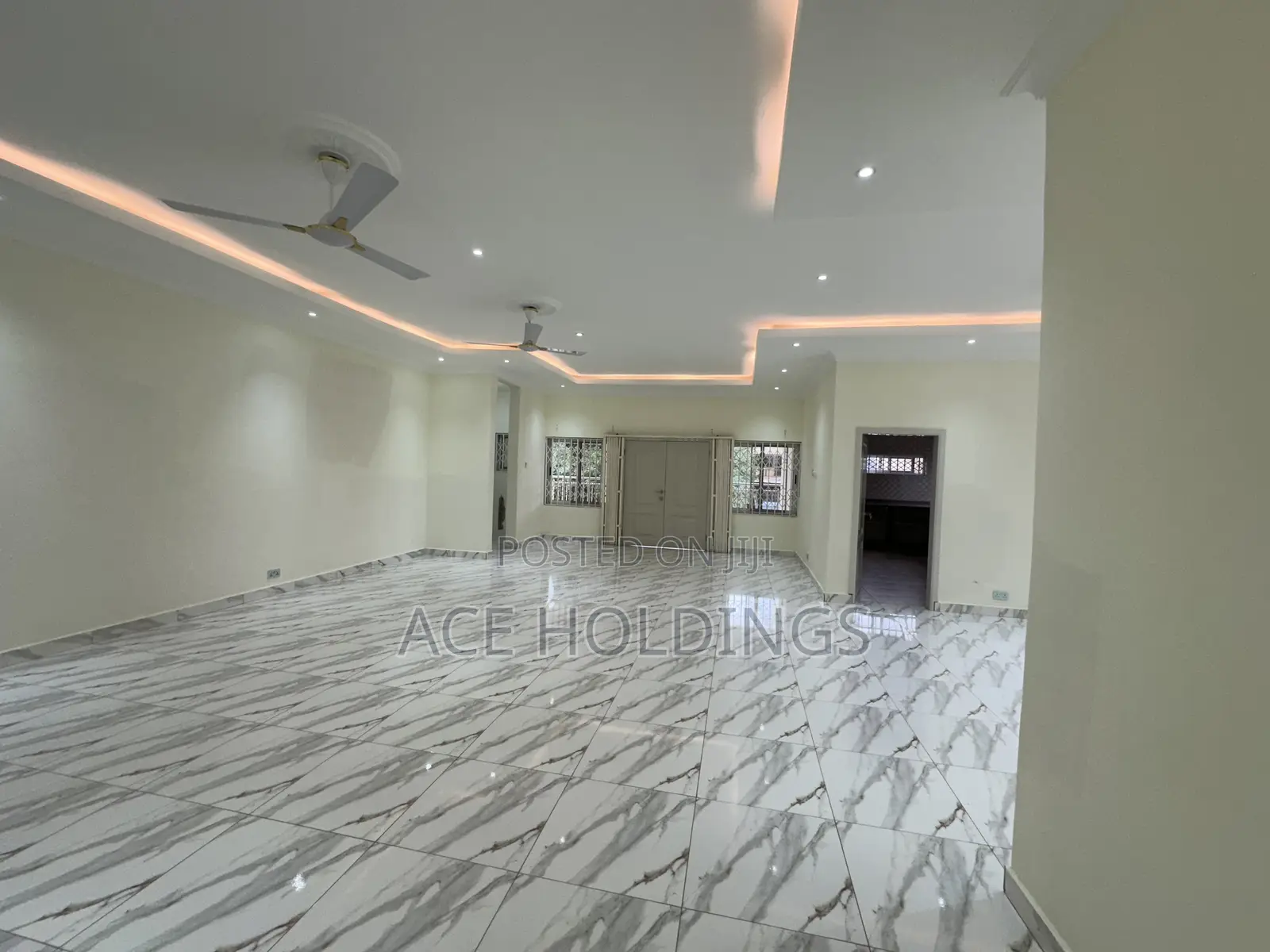 3bdrm Apartment in Adjiringanor, Adjiriganor for rent