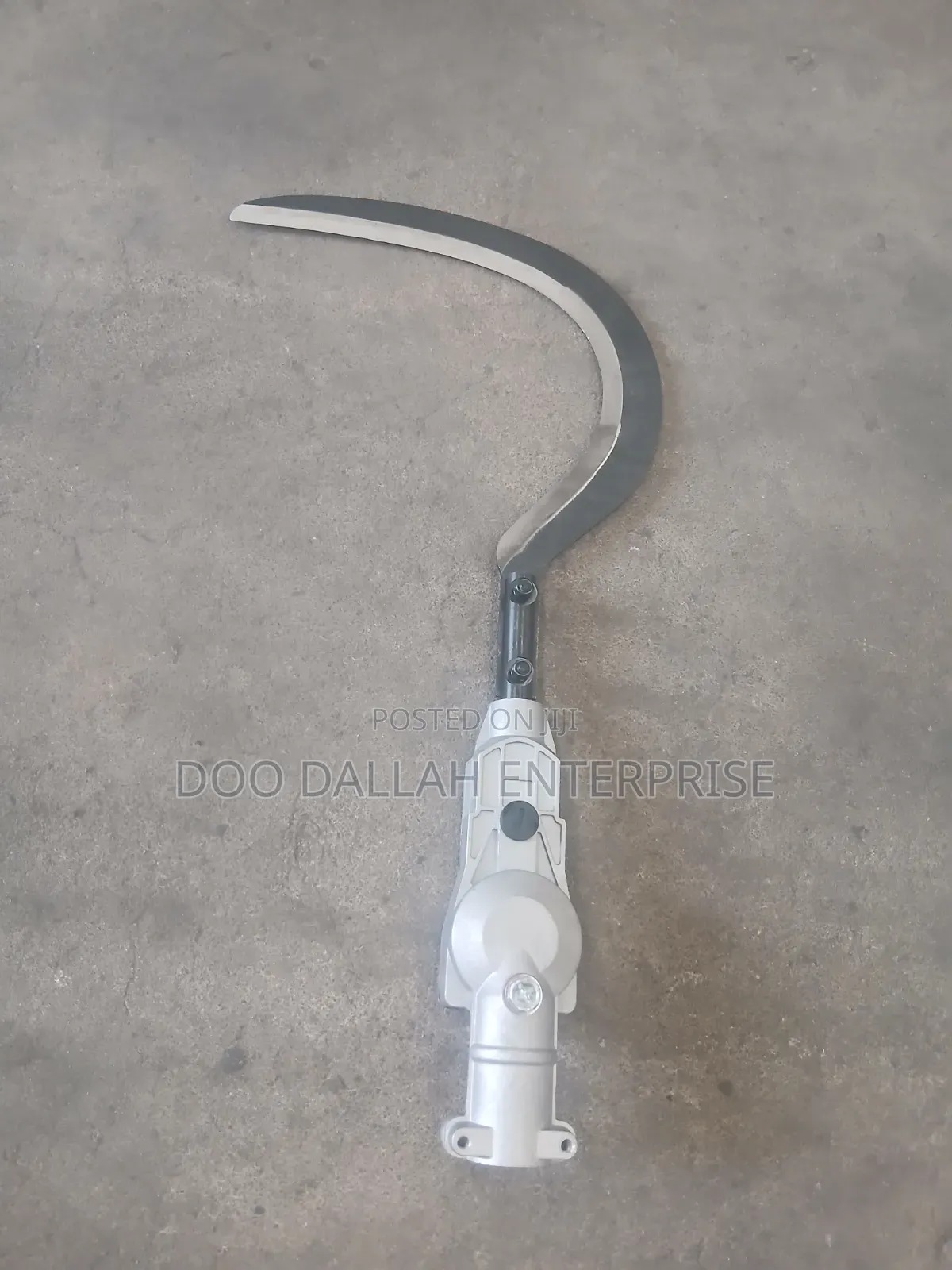 Agbon This Item Is a Motorized Oil Palm Harvesting Sickle Work Heavy