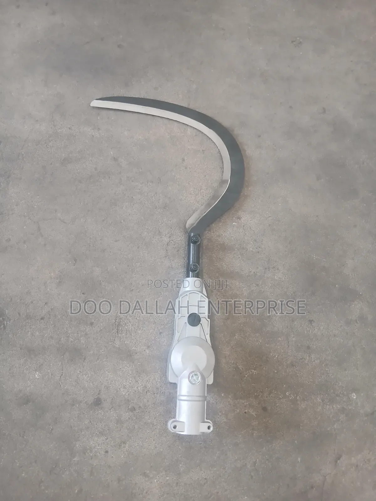 Agbon This Item Is a Motorized Oil Palm Harvesting Sickle Work Heavy