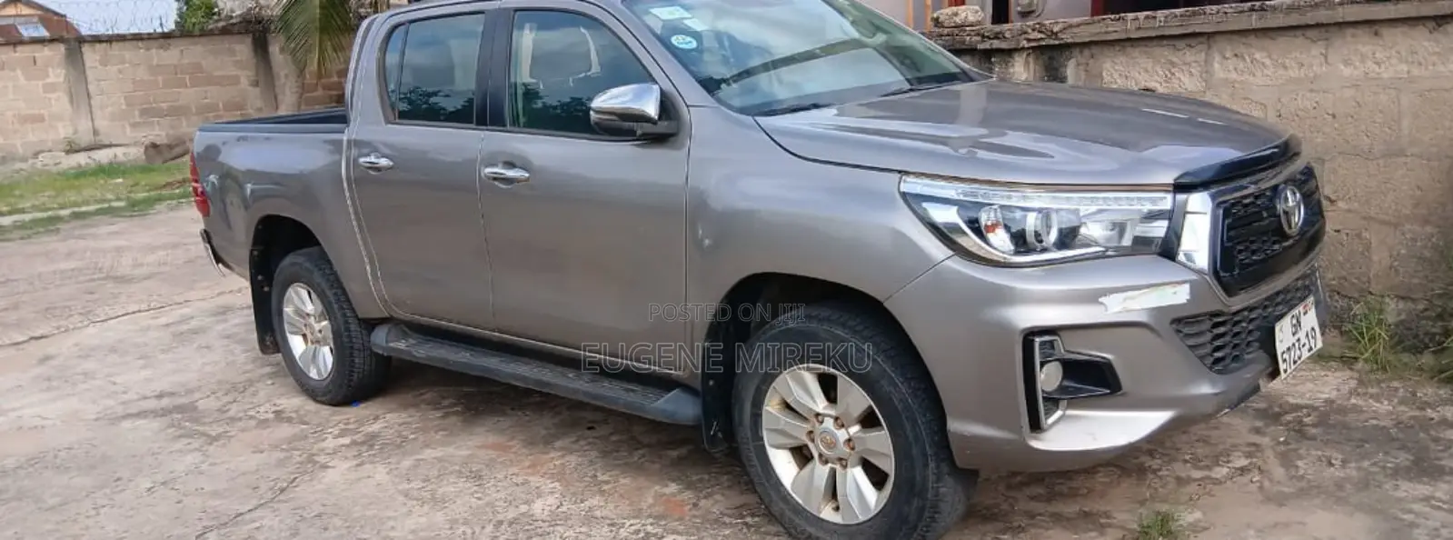 Toyota Hilux 2019 Gray