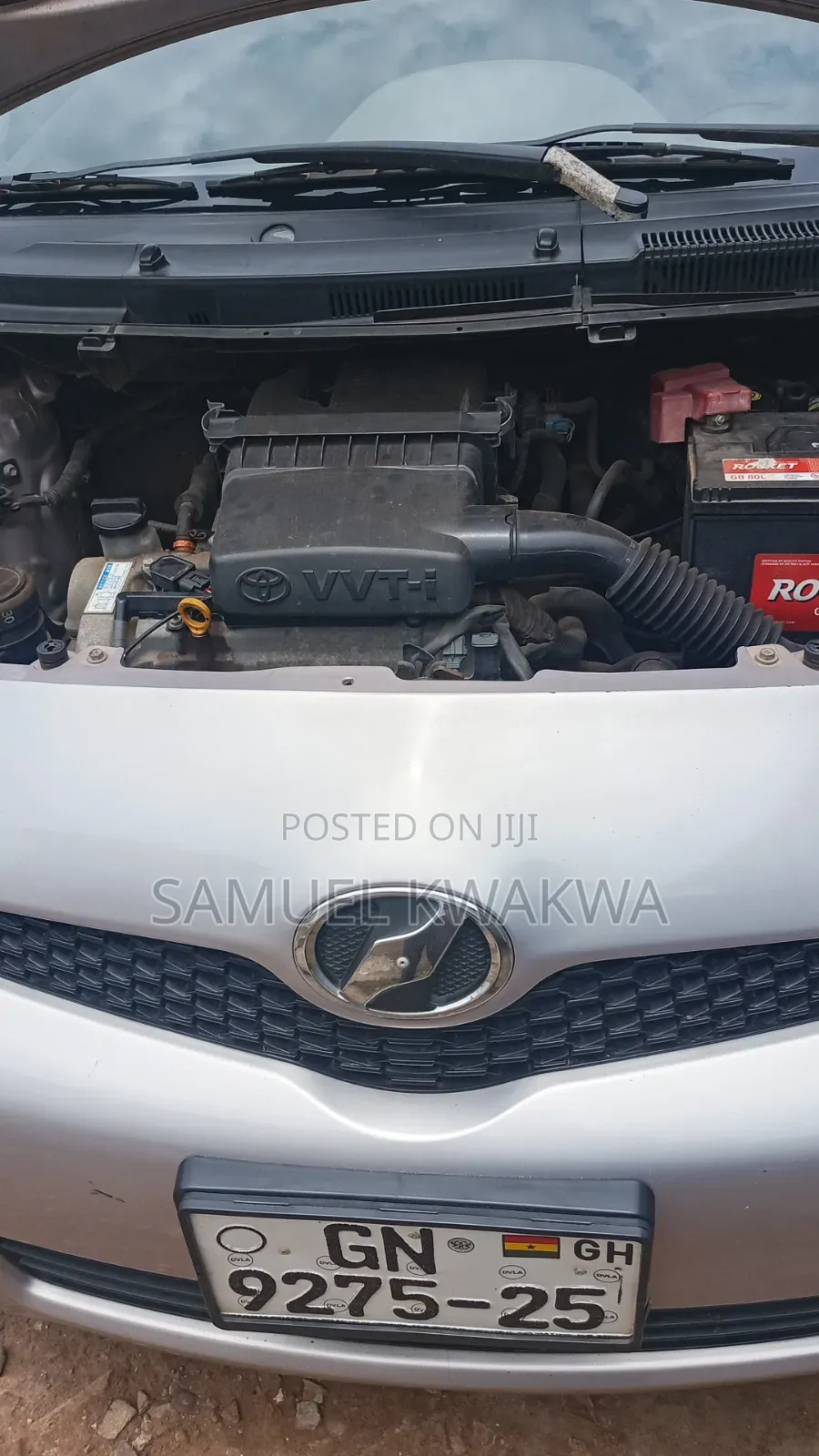 Toyota Vitz 2010 Gray