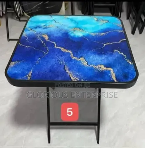 Fordable Glass Table